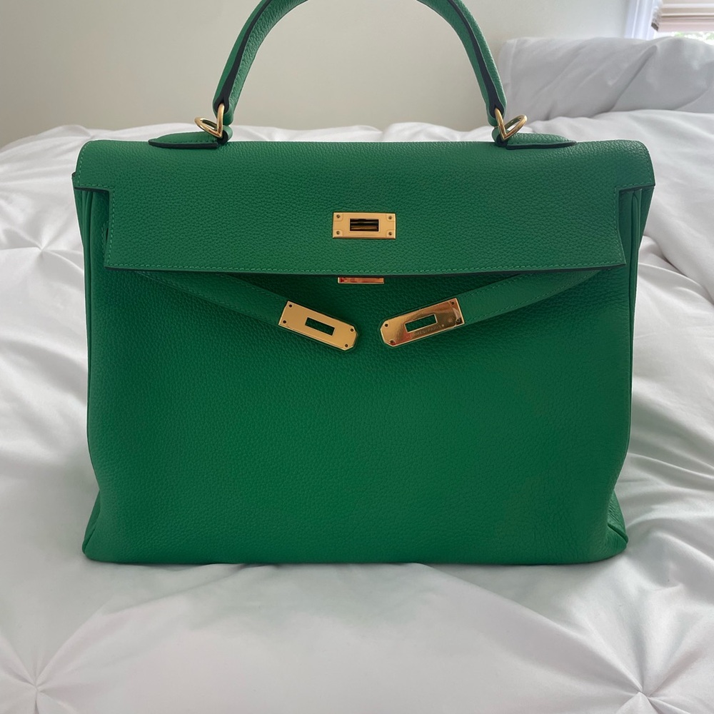 MUST GO! HERMES KELLY 35 IN BAMBOO GREEN!